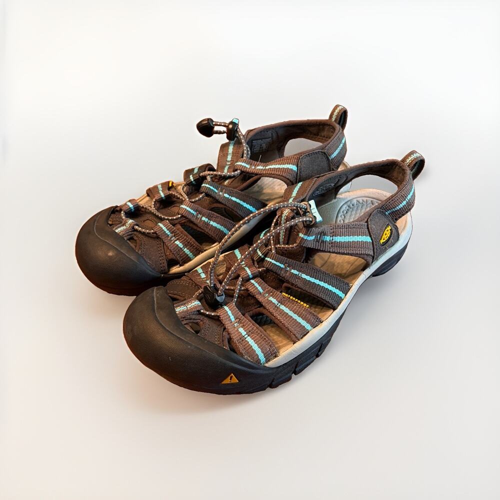 Keen Newport H2 Sandals Women 10 Gray Waterproof Hiking Outdoor Gorpcore